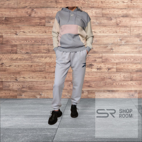 Reebok bluza HG7844 damska z kapturem wzorzysta Reebok bluza HG7844 damska z kapturem wzorzysta