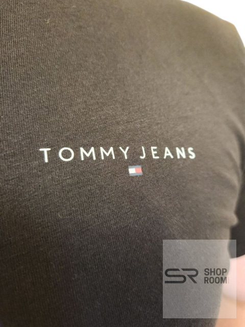 TOMMY HILFIGER MĘSKA KOSZULKA Z KRÓTKIM RĘKAWEM Czarna TOMMY HILFIGER MĘSKA KOSZULKA Z KRÓTKIM RĘKAWEM Czarna